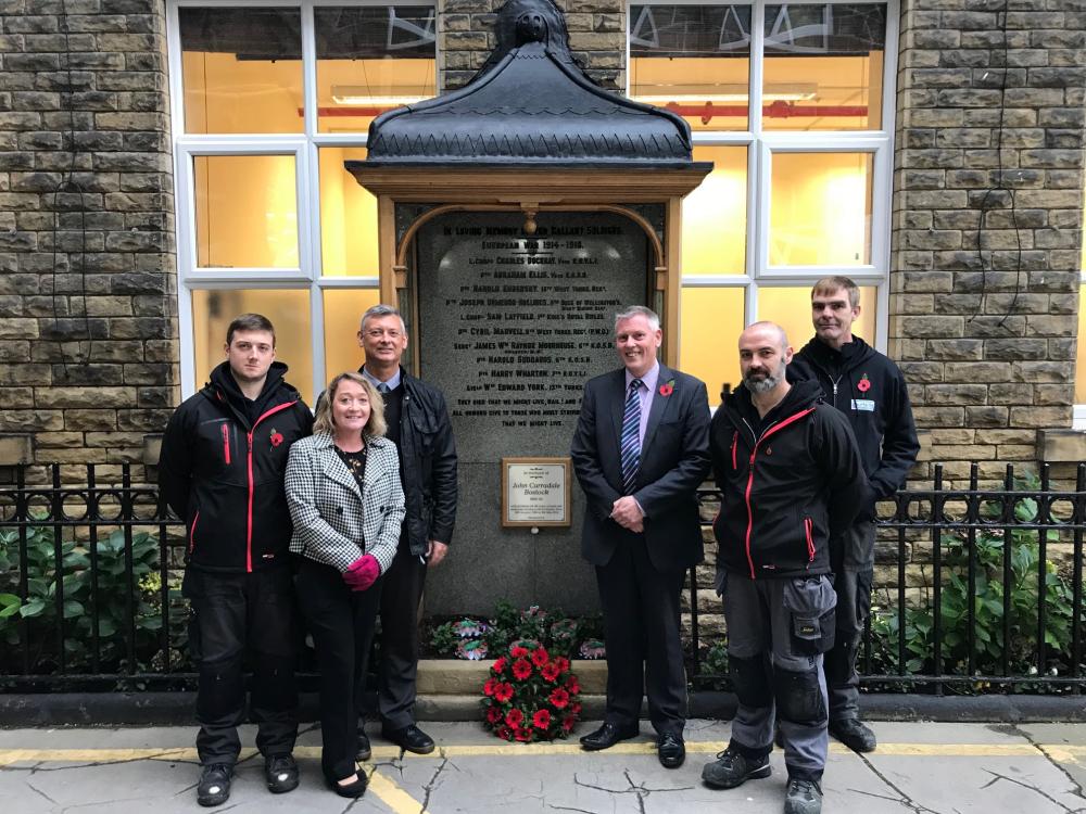 Wreath laying at Springfield Mill for fallen soldiers in the Great War 